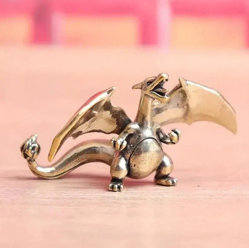 Vintage charizard metal mini - metal,