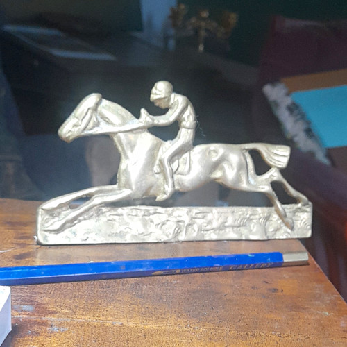 Horse racing metal jockey - horse, on
