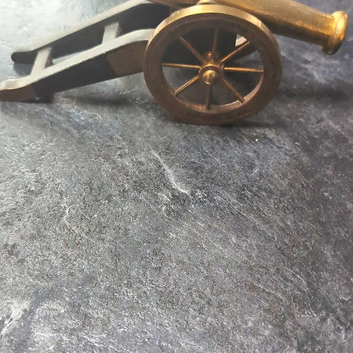 Brass miniature cannon with - miniature,