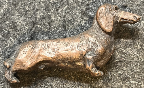 Vintage small bronze metal - gp,