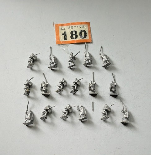 15mm minifigs used - .,