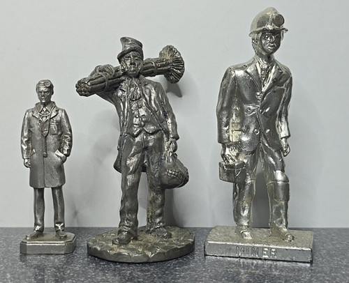 Metal figures - metal,