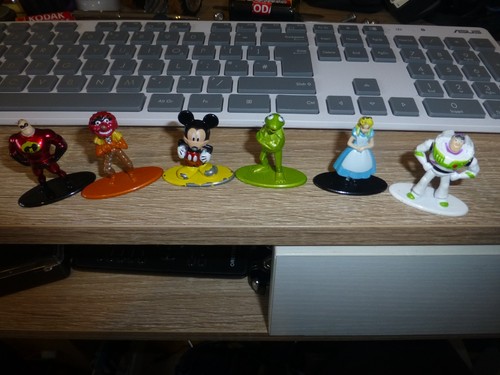 Disney figures job lot - disney,