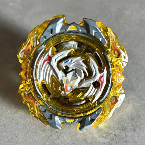 Beyblade burst revive phoenix - beyblade,